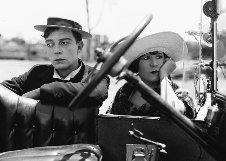 Auto e cinema: due invenzioni che hanno cambiato il mondo