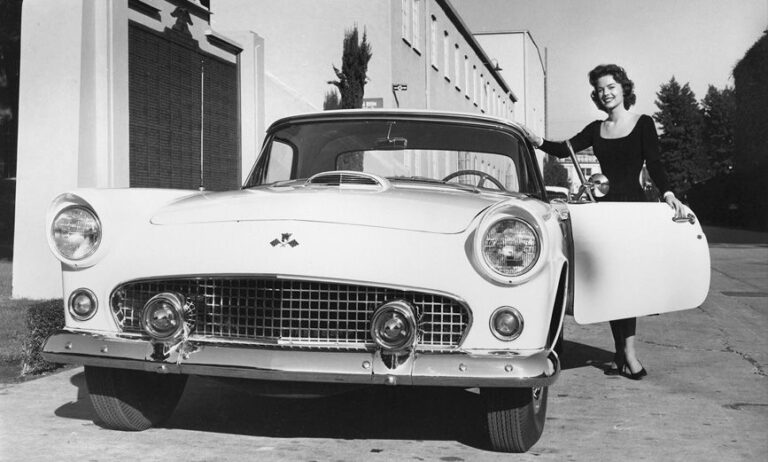 Natalie Wood, la vita tormentata della fanciulla ribelle e la sua passione per le automobili